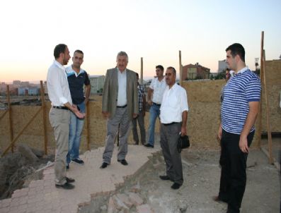 Başkan Sadak İş Merkezi İnşaatında Denetimlerde Bulundu