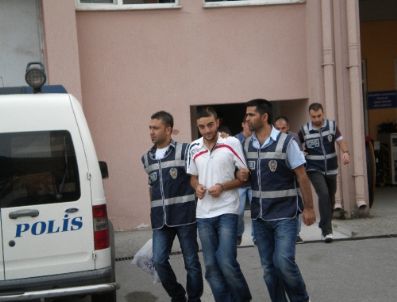 Borçlarını Ödemek İçin Uyuşturucu İşine Girmiş