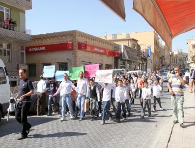 ALI ASLAN - Ders Başı Yapılacağı Gün Okulu Tadilata Aldılar