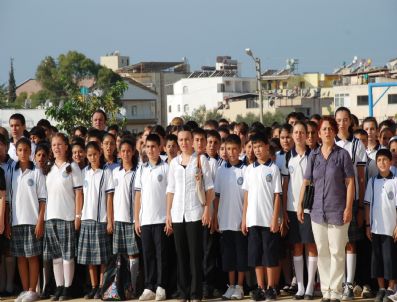 HALIL CANAVAR - Didim’de Yeni Eğitim Öğretim Yılı Düzenlenen Törenle Başladı.