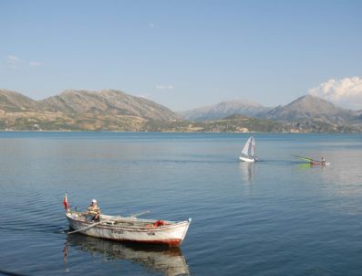 Eğirdir Gölü'nde Kirliliğe Tarım İlaçları Neden Oluyor