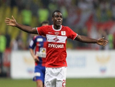 Emenike’den Bir Asist Birde Gol