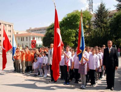 EKREM BALLı - Eskişehir’de 2011-2012 Eğitim Öğretim Yılı Törenlerle Başladı