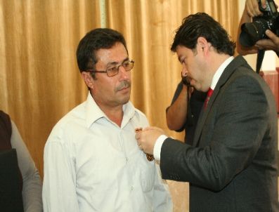 Fethiyeli Şehidin Ailesine Devlet Övünç Madalyası Verildi