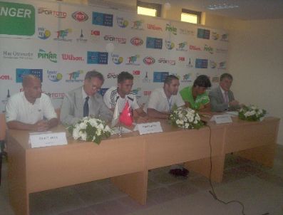 TRAVIS - İzmir Cup’ta İlk Gün Geride Kaldı