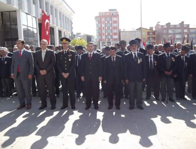LÜTFI KOTAN - Kars’ta Gaziler Unutulmadı