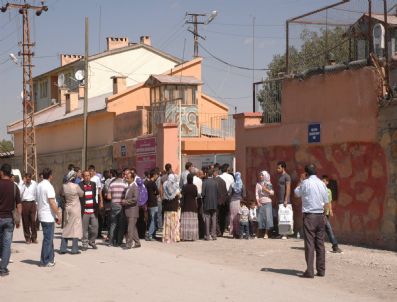 Kayseri'de Yanan Cezaevi Aracı