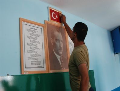 ADIL DEMIR - Mehmetçik'ten okul onarımı