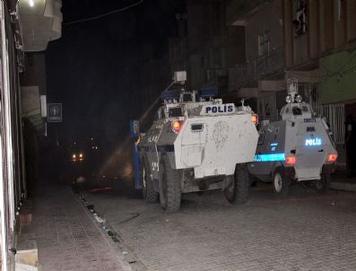 Nusaybin'de İzinsiz Gösteriye Polis Müdahalesi
