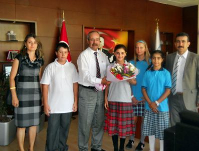 NECDET ÖZEKMEKÇI - Öğrencilerden İlköğretim Haftası Ziyaretleri