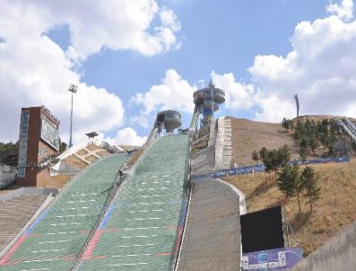 Özyurt: Atlama Kuleleri Problemsiz Çalışıyor, İddialar Doğru Değil