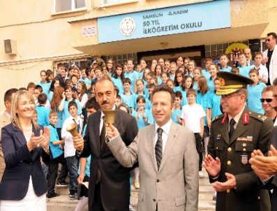 Samsun'da 265 Bin Öğrenci Ders Başı Yaptı