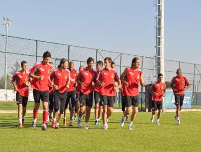 MİCHAEL SKİBBE - Skibbe: Pozitif Enerjimizi Gençlerbirliği Maçına Yansıtmak İstiyoruz