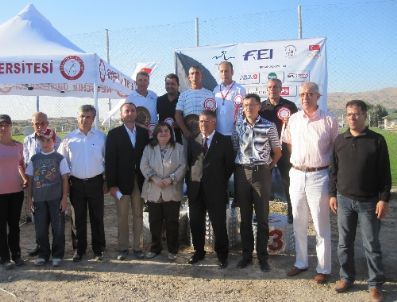 Uluslararası Kapadokya Atlı Dayanıklılık Yarışması Sona Erdi