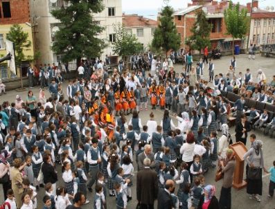 Vakfıkebir’de İlk Zil Kemaliye İlköğretim Okulu`nda Çaldı