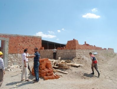 Yapı Ruhsatı Verilen Kaçak Çiftliği Kaymakamlık Mühürledi