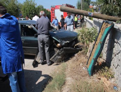 Akyazı`da Kontrolden Çıkan Araç Takla Attı: 1 Yaralı