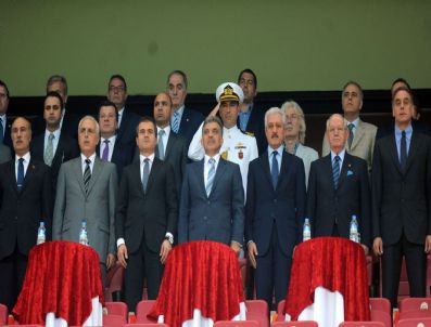 MEHMET ALI AYDıNLAR - Cumhurbaşkanı Abdullah Gül Tt Arena`da