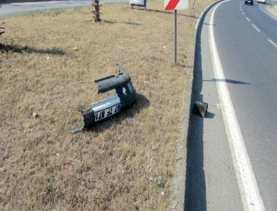 Dikkatsizlik Sonucu Kaza Yapan Sürücü Ağır Yaralandı