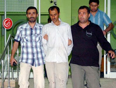Eşini boğazını keserek öldürdü
