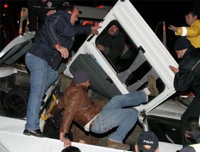 Samsun`da Trafik Kazası: 4 Yaralı