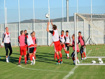 ONUR ŞAN - Sivasspor`da Yeni Sezon Hazırlıkları Devam Ediyor