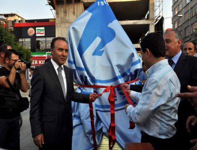 FATIH KOCABAŞ - Ahi Evran-ı Veli Heykeli Törenle Açıldı