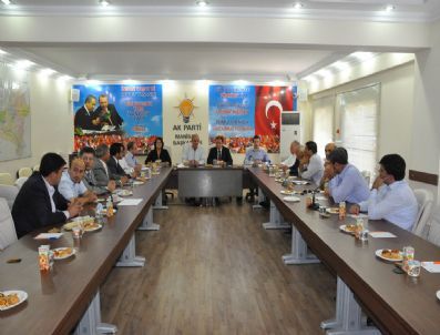Ak Partili Şengül, Manisa`da İlçe Başkanlarıyla Buluştu