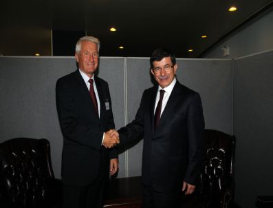 Bakan Davutoğlu, Ak Genel Sekreteri Jagland İle Görüştü