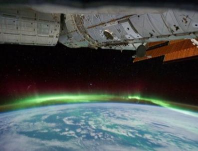 Eşsiz Güzellikteki Kutup Işıkları Uzaydan Görüntülendi