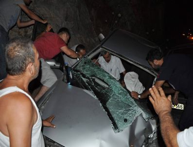 Gazipaşa`da Trafik Kazası: 4 Yaralı