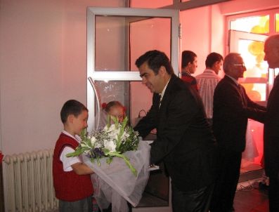 SEYIT TORUN - Hayırseverden Köye İlköğretim Okulu