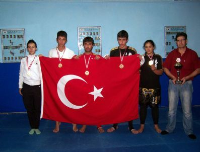 Korkutelili 5 Sporcu, 5 Altın Madalya Kazandı