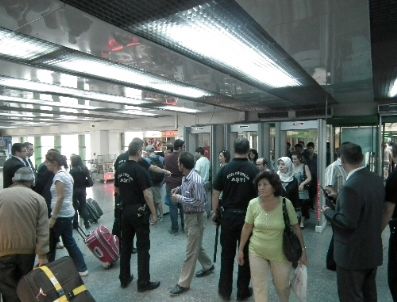 RUHI KURNAZ - Aşti ve Metrolarda Güvenlik Alarmı