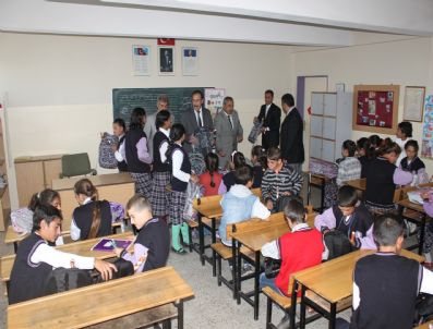 İHSAN YıLDıRıM - Başkan Bulutlardan, Öğrenciye Kırtasiye Desteği…