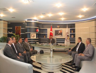 OSMAN ÇAKIR - Düzce Ahi Grubundan Başkan Bayram'a Ziyaret