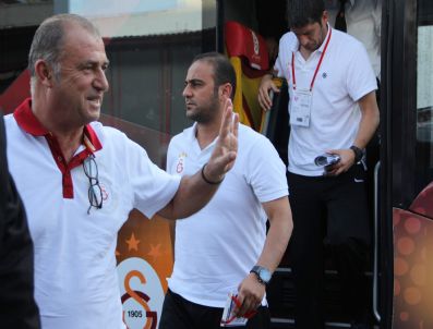 Karabükspor ve Galatasaray Takımları Stada Geldi