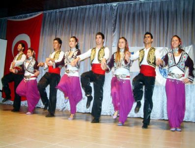 FIKRET AKOVA - Burhaniye’de Ahilik Haftasına Coşkulu Kutlama