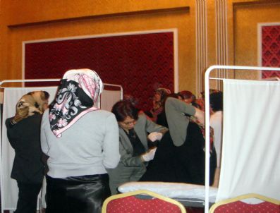 Devlet, Kadınlar İçin Dolap Süsü Bile Hazırladı