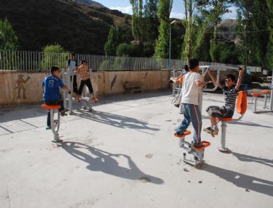 FEHMI ALAYDıN - Emniyet Lojmanlarına Fıtness Grubu