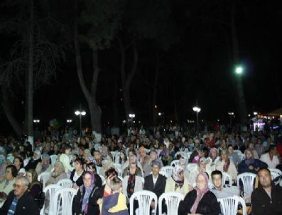 Ezine’de Kurtuluş Etkinlikleri Kapsamında Coşkulu Konser