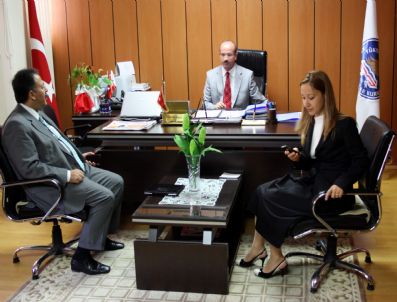 DERYA BAKBAK - Milletvekillerinden Yurtkur'a Ziyaret