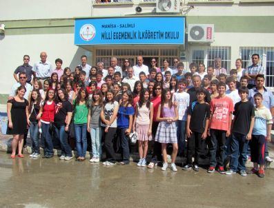 Milli Egemenlik Salihli’nin Gururu Oldu