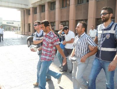 Otomobilde Yapılan Aramadan 51 Kilo Eroin Çıktı