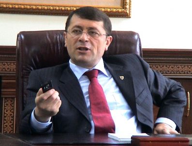 Palandöken`de 3 Yılda Bin 500 Kız Öğrenci Okullu Oldu