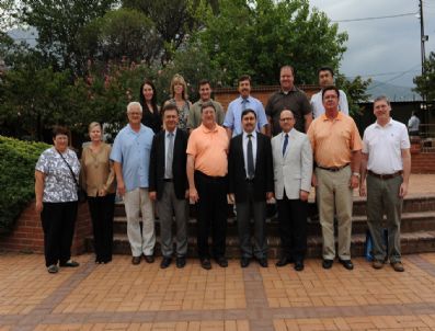 Tennessee Eyaleti Meclisi'nden Cbü'ye Ziyaret