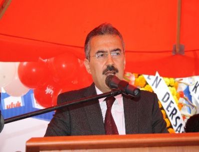 32 Derslikli Özel Ufuk İlköğretim Okulu`nun Temeli Atıldı