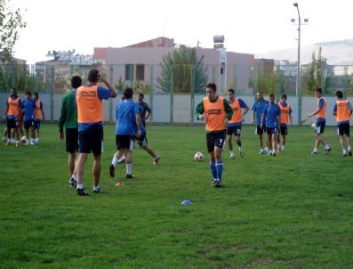 Adıyamanspor Maç Saatini Beklemeye Başladı