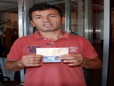 Bulduğu 7 Bin 500 Lirayı Sahibine Teslim Etti