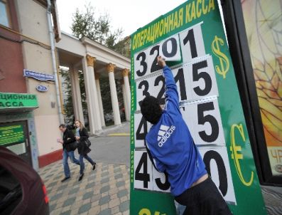 DMITRI MEDVEDEV - Rusya Borsası İki Günde 15 Puan Düştü, Ruble Zayıflamaya Devam Ediyor
